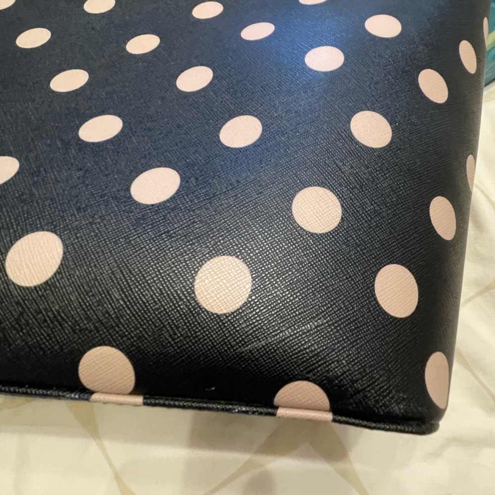 Kate Spade Tote - Picture 8 of 8